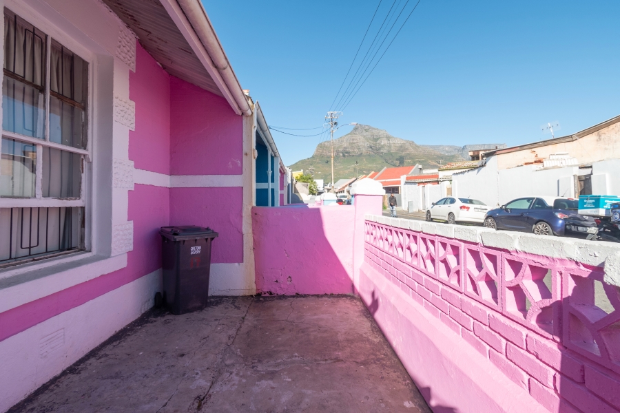 8 Bedroom Property for Sale in Salt River Western Cape